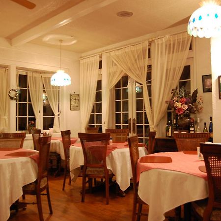 Petit Hotel And Restaurant Air Mail Хакуба Екстер'єр фото