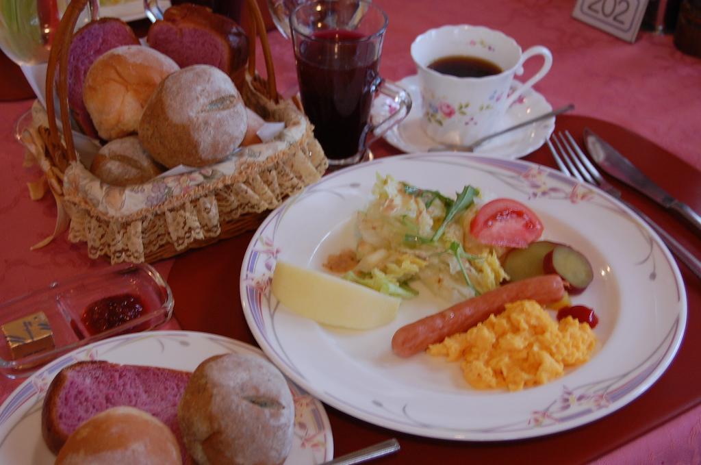 Petit Hotel And Restaurant Air Mail Хакуба Номер фото